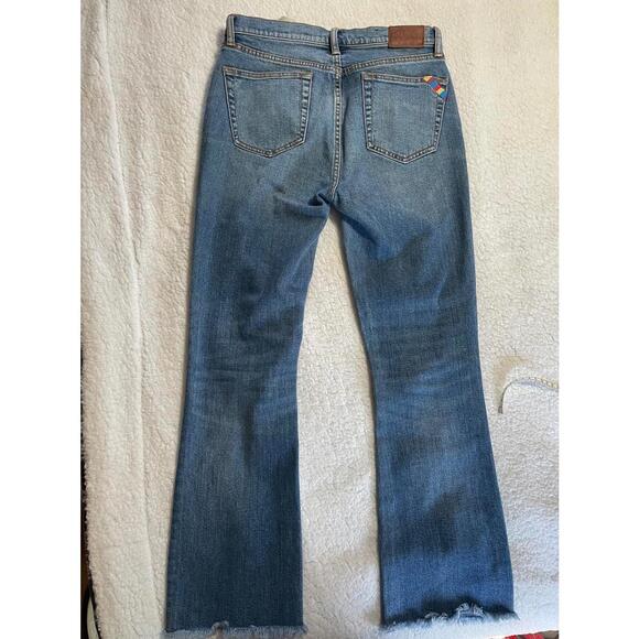 Johnny Was Jeans “The Cropped Baby Boot” Sz 25 Midrise Embroidered Floral - Picture 5 of 8